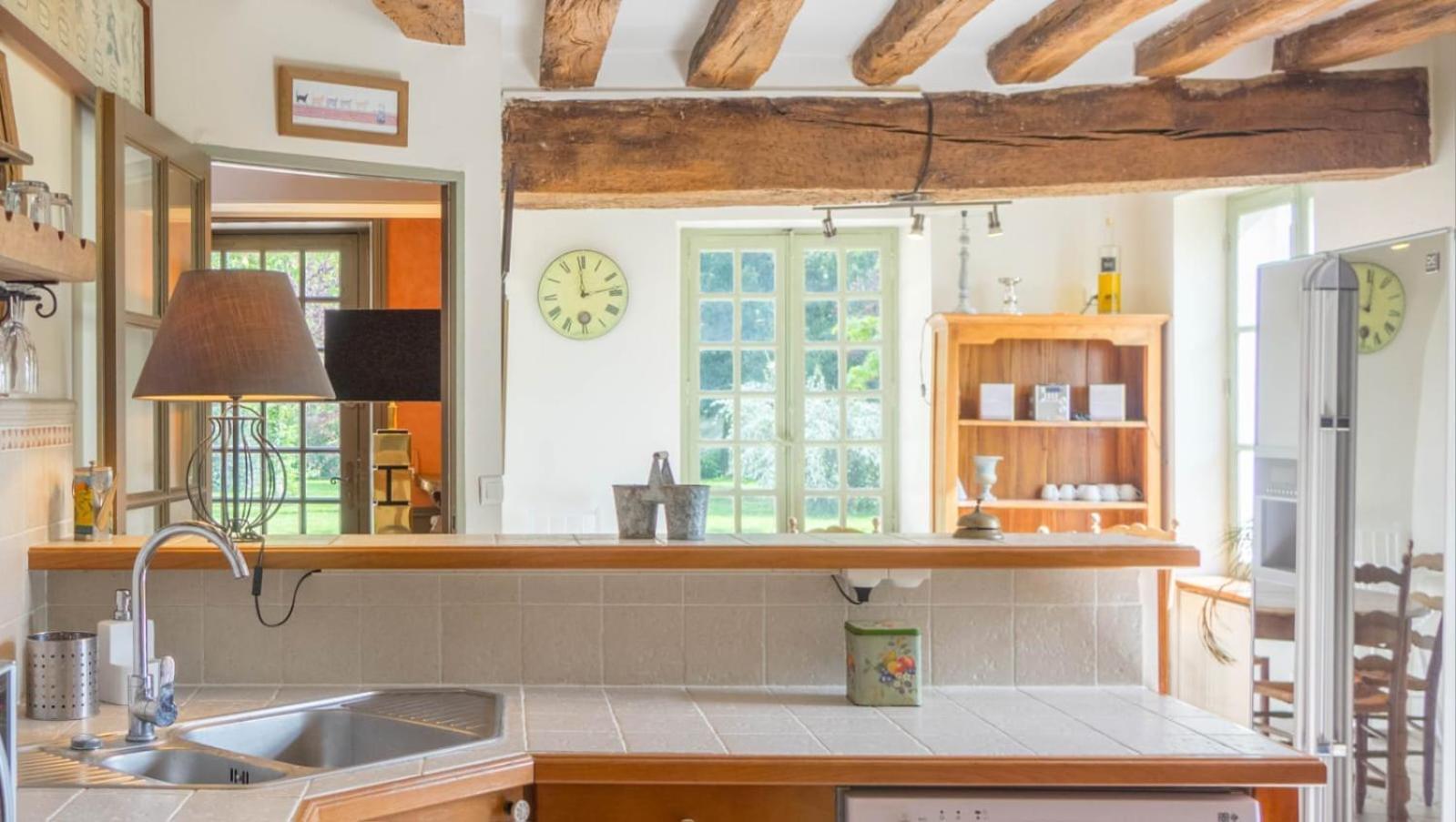 Maison Chaleureuse De 4 A 12 Personnes Neuville-aux-Bois Exteriér fotografie